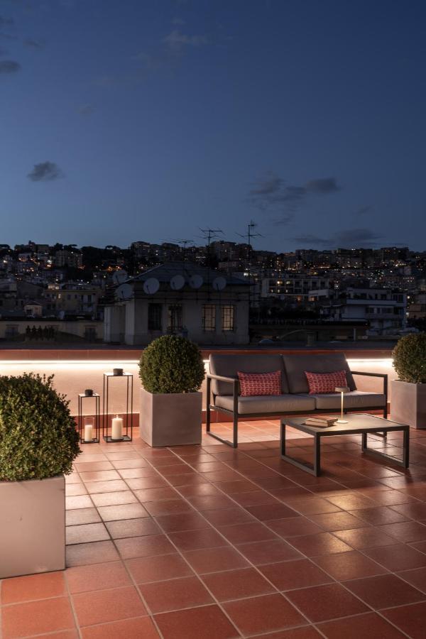 Caracciolo 13 Rooftop & Suites Naples Exterior photo